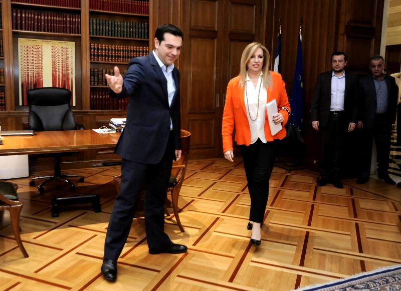 Ποιος μπορεί να προεξοφλήσει τις κινήσεις Τσίπρα με στόχο την παγίδευση της κεντροαριστεράς στα παιχνίδια του με την απλή αναλογική; new deal Παπανδρόπουλος