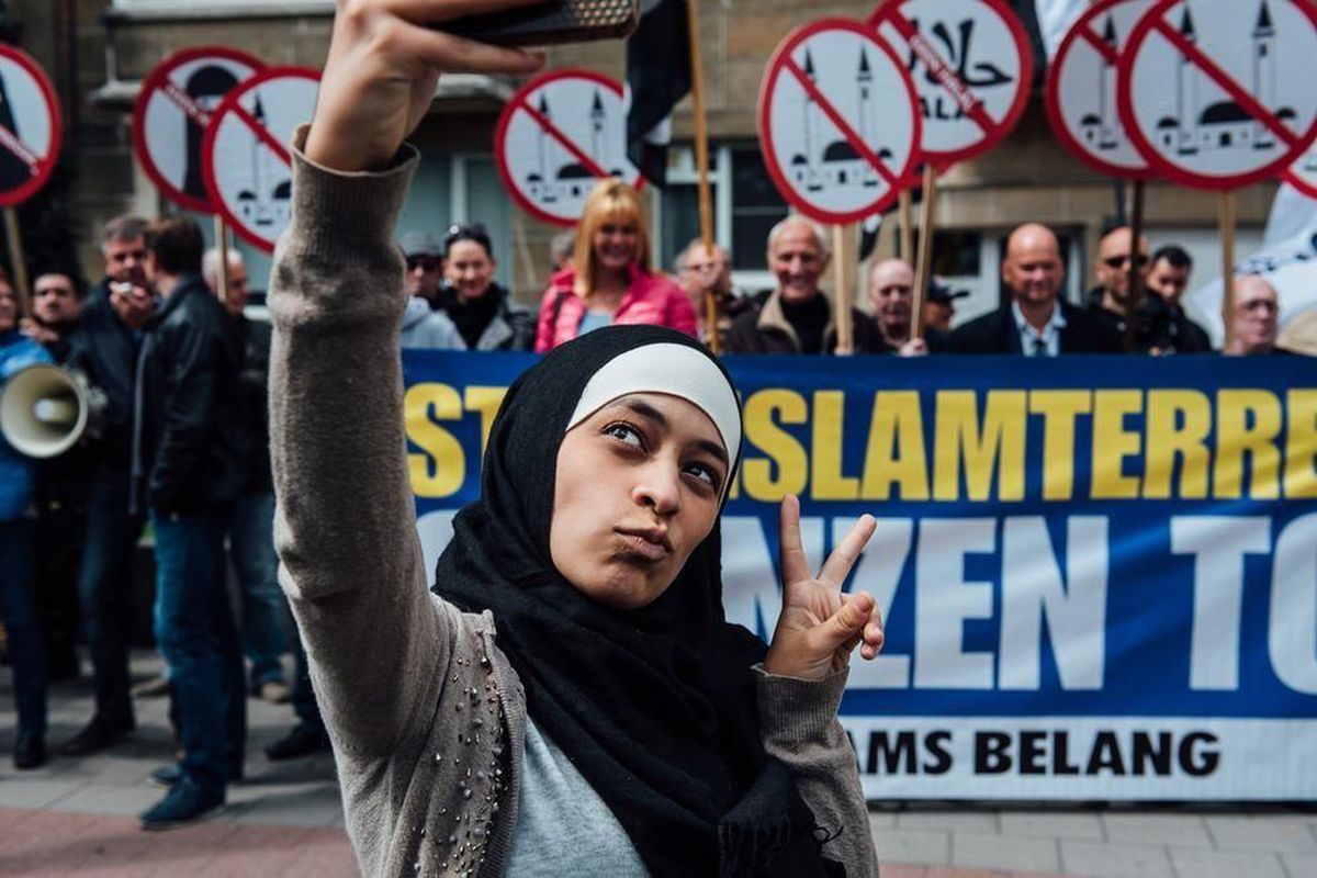 Με στόχο το 2030 οι Βρυξέλλες –έδρα της ΕΕ και του ΝΑΤΟ– να είναι η πρώτη ισλαμική πόλη της Ευρώπης, το ακραίο ισλαμικό κόμμα ISLAM στο Βέλγιο κατέθεσε πρόσφατα και το ανάλογο «φιλόδοξο» πρόγραμμά του! new deal Αθανάσιος Παπανδρόπουλος